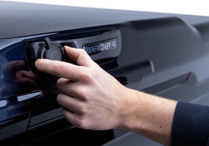 UnderCover Elite LX 2019-2025 (New Body Style) Ram 5' 7 Bed (w/o RamBox)(w/o Multifunction Tailgate)