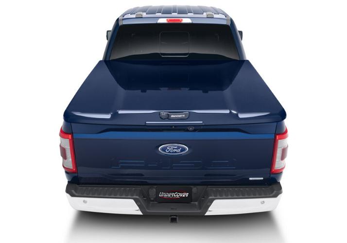 UnderCover Elite LX Tonneau Cover UC2208L