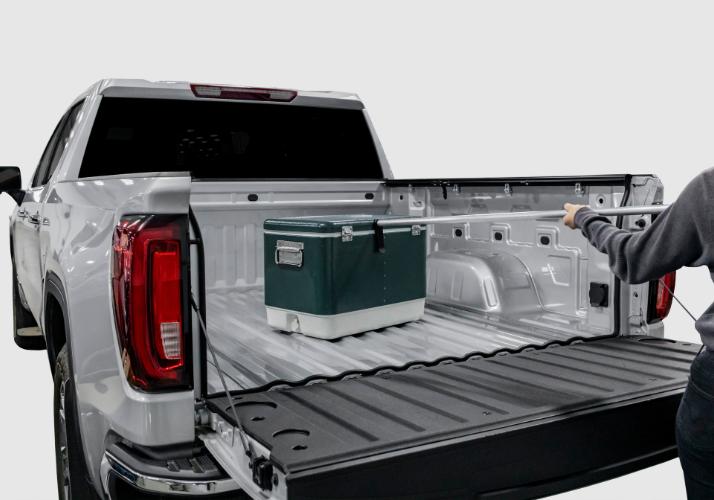 Access Limited 2022-24 Toyota Tundra 5' 6" (w/ deck rail)