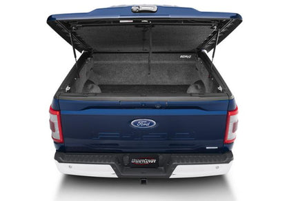 UnderCover Elite LX 19-24 GMC Sierra 5' 9" Bed (w/o CarbonPro Bed) (w/ MultiPro Tailgate)