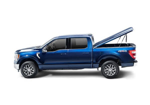 UnderCover Elite LX 2016-2023 Toyota Tacoma 6' Bed with Deck Rail System