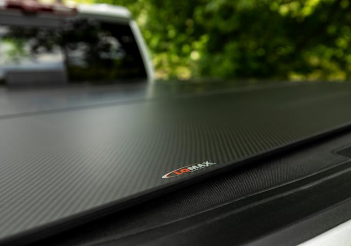 Carbon fiber finish on the Lomax Hard Folding Cover.